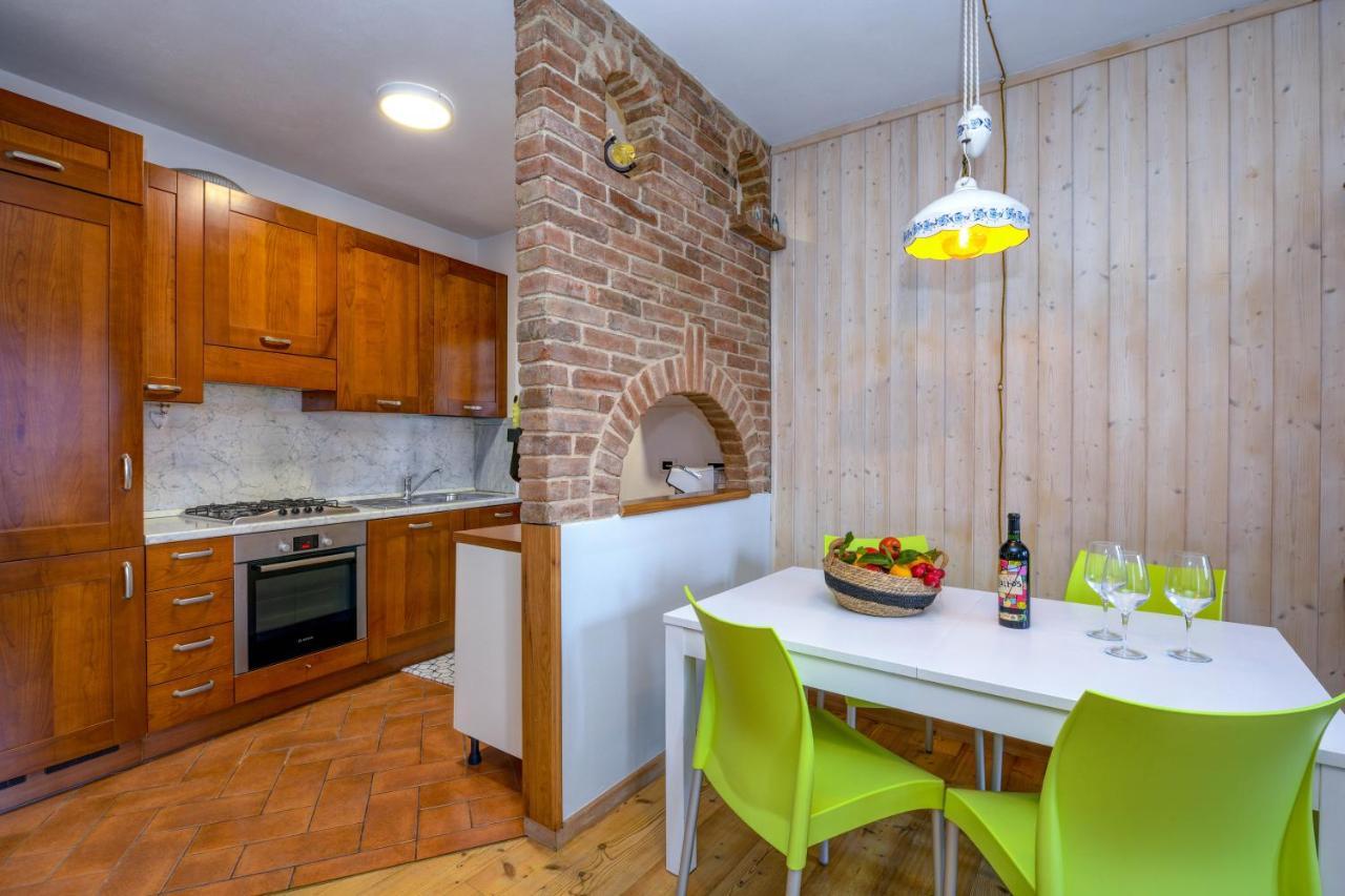 Casa Nel Borgo - Casa Oliva Villa Tremosine Bagian luar foto
